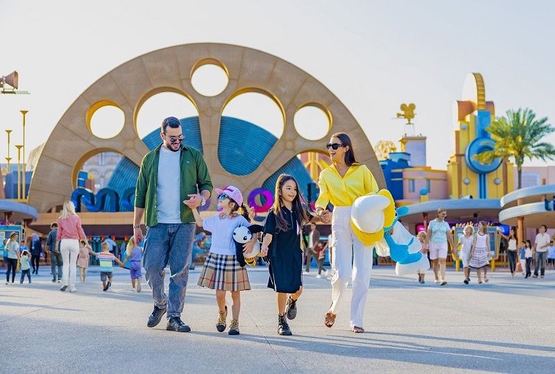 Dubai Parks and Resorts - Kids go free 0